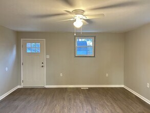 612 Providence Rd in Chesapeake, VA - Building Photo - Building Photo