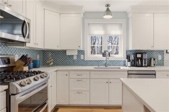 3 Rego Ave in Bristol, RI - Building Photo - Building Photo