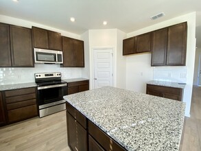 82 Mainland Lakes Dr in Bluffton, SC - Building Photo - Building Photo