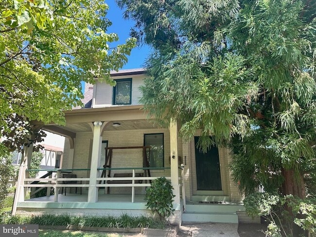 5003 44th St NW in Washington, DC - Building Photo - Building Photo
