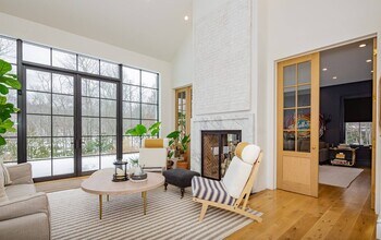 13 Hilltop Ln in East Hampton, NY - Building Photo - Building Photo