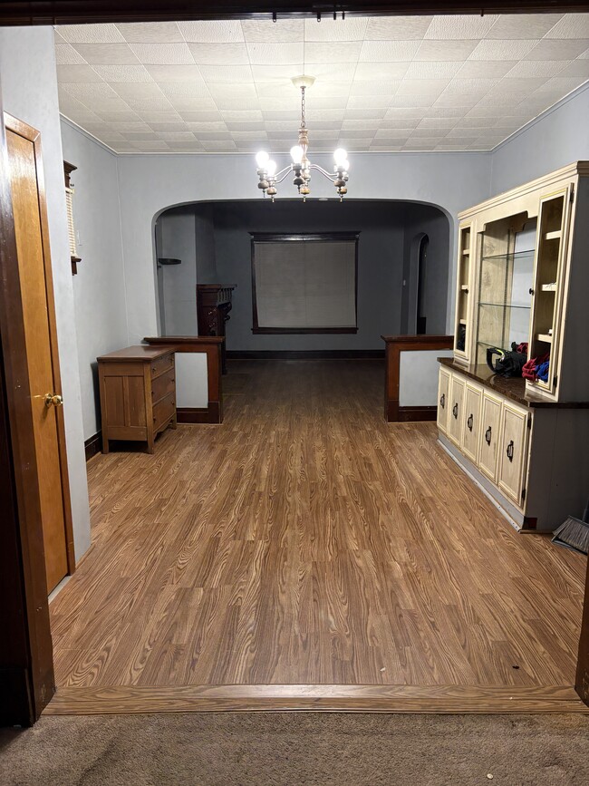 135 Folger St, Unit Lower