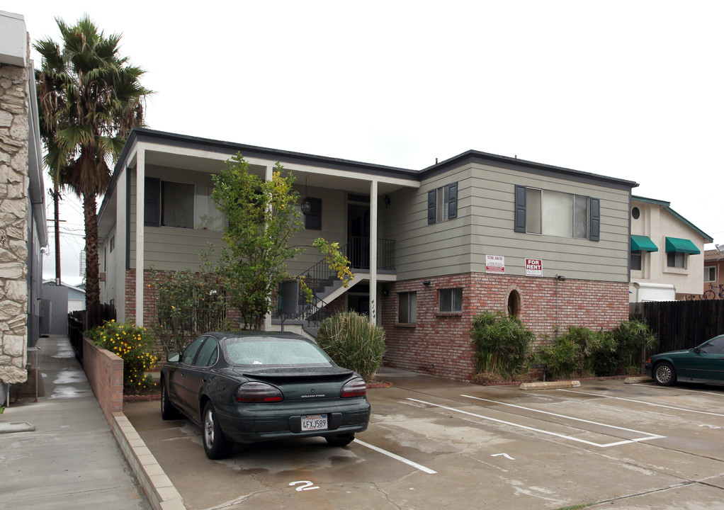 4144 Iowa St in San Diego, CA - Building Photo