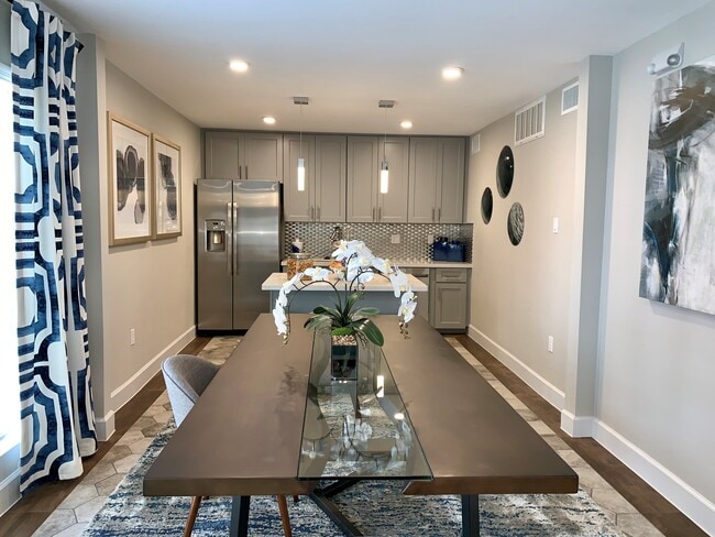 Stratford House Apartments in Houston, TX - Foto de edificio - Building Photo