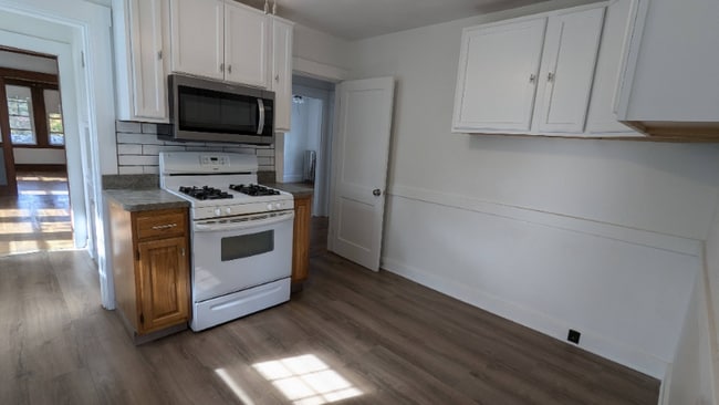 18 Appleton Pl