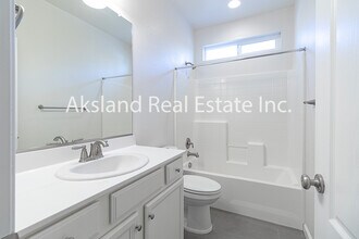 2355 Azevedo Ave in Manteca, CA - Building Photo - Building Photo