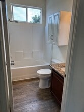 6508 Florence Pl in Bell Gardens, CA - Foto de edificio - Building Photo