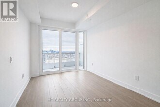 36 Olive Ave in Toronto, ON - Building Photo - Building Photo