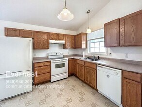 336 12th St in Colonial Beach, VA - Building Photo - Building Photo
