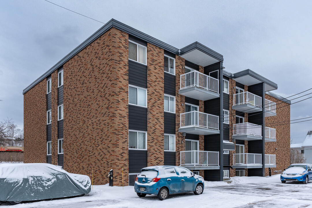 2155 Guillaume-Couture Boul in Lévis, QC - Building Photo