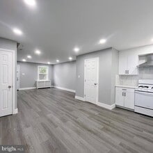 238 N 9th St in Darby, PA - Building Photo - Building Photo
