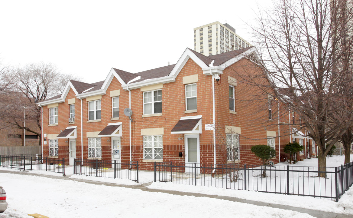 846-850 W Windsor Ave in Chicago, IL - Building Photo