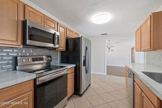 4006 Conga St in Jacksonville, FL - Building Photo - Building Photo