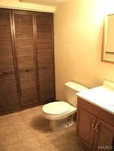 822 White Oak Dr in O'Fallon, IL - Building Photo - Building Photo