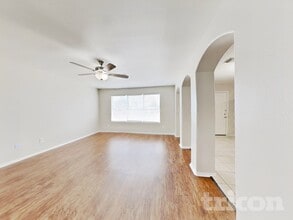 5521 Rio Alamo St, Unit 6-103 in Rosharon, TX - Building Photo - Building Photo