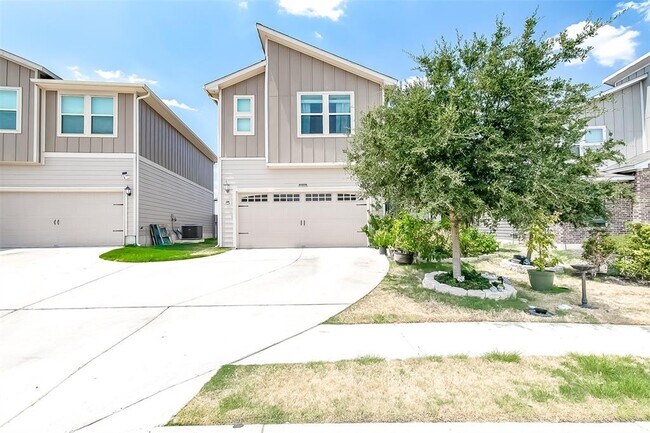 property at 15912 Cadoz Dr