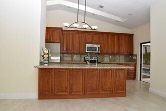 6735 Lago Vista Terrace in Boca Raton, FL - Building Photo - Building Photo