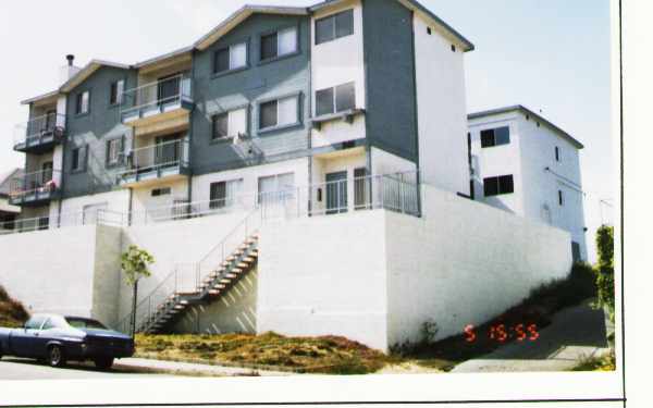 340 W 1st St in San Pedro, CA - Foto de edificio