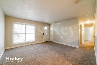 1905 Burfordi Dr SW in Marietta, GA - Building Photo - Building Photo