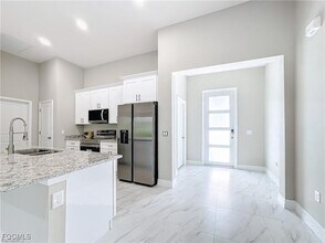 313 Hermosa Ave in Lehigh Acres, FL - Building Photo - Building Photo