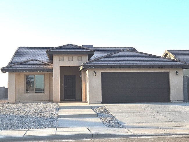 property at 8554 E 41st Ln