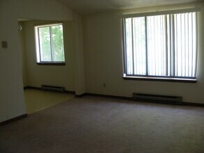 55 Lemon Tree Ct, Unit 4 in Buffalo, NY - Building Photo - Building Photo