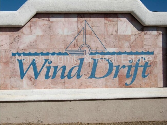 property at 1362 E Cullumber St