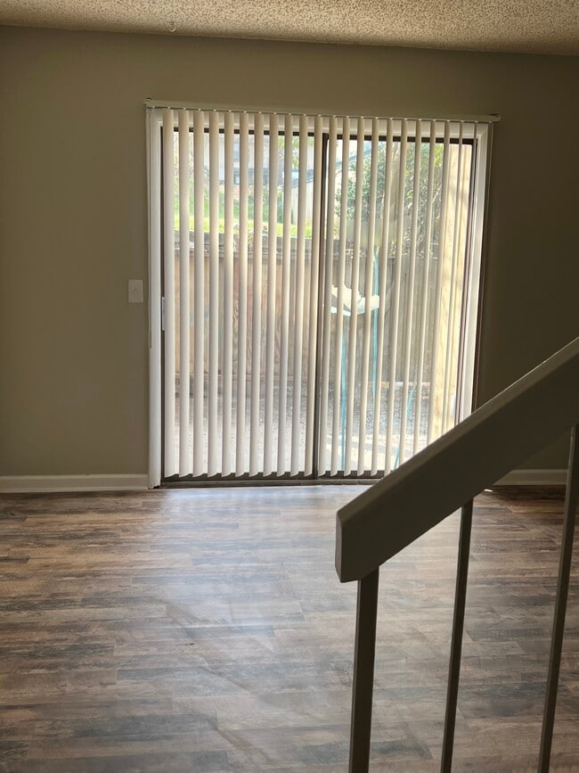 537 Hickory Hill Dr in Columbia, SC - Building Photo - Building Photo