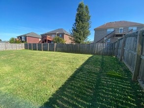 420 Berger Farm Dr in Mount Washington, KY - Building Photo - Building Photo