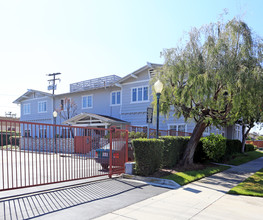 Pixley Arms Orange in Orange, CA - Building Photo - Building Photo