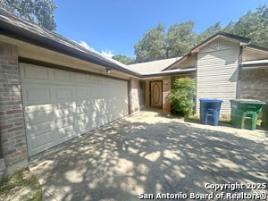 9515 Brook Green in San Antonio, TX - Building Photo - Building Photo