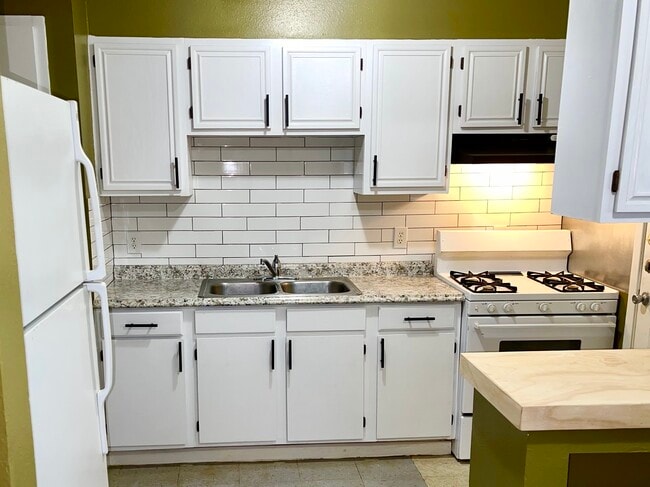 property at 114 Poppy St