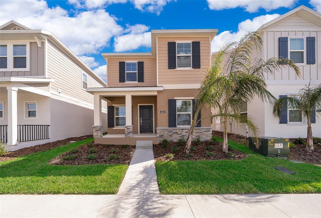 6361 Blissful St in Clermont, FL - Foto de edificio