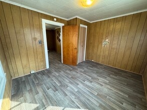 615 W Davidson Ave in Gastonia, NC - Foto de edificio - Building Photo