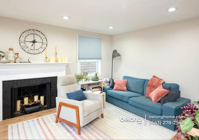 3527 28th Pkwy in Temple Hills, MD - Foto de edificio - Building Photo