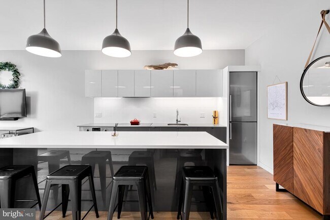 57 N St NW