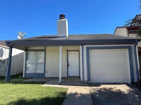 7715 Rolling Ridge Dr in Houston, TX - Building Photo