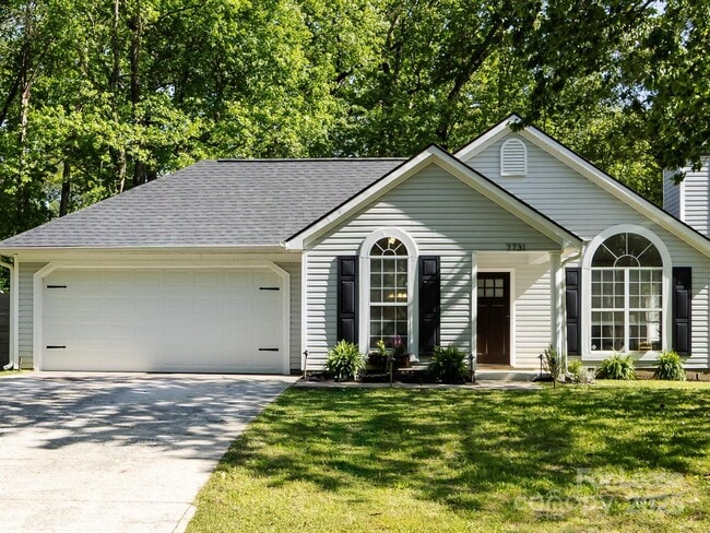 property at 7731 Ivy Hollow Dr