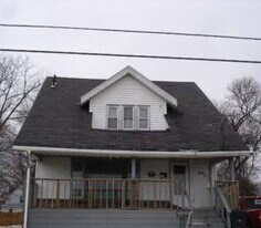528 Inman St in Akron, OH - Building Photo