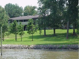 River Bend Waterfront Apartamentos