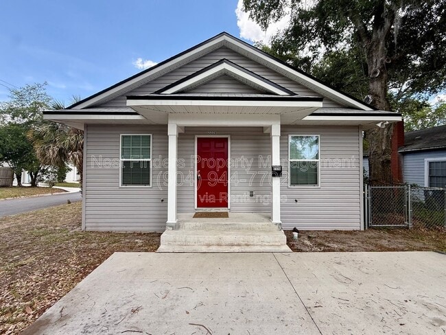 property at 2220 Flesher Ave