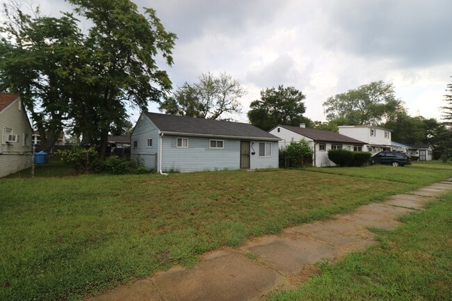 2800 Central Dr in Gary, IN - Building Photo - Building Photo