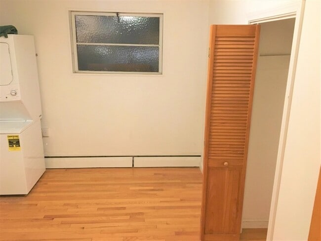 391 Langley Rd, Unit 2