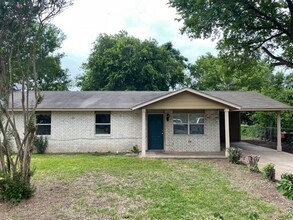 500 Pee Jay Cv in Bastrop, TX - Building Photo - Building Photo