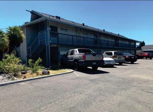 Heritage Apartments in Vacaville, CA - Building Photo - Building Photo