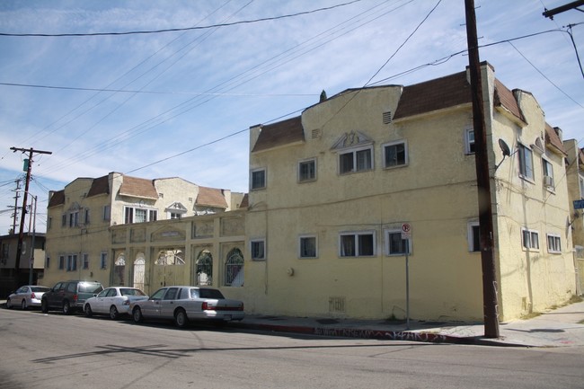 Sampson Apartments in Los Angeles, CA - Building Photo - Building Photo