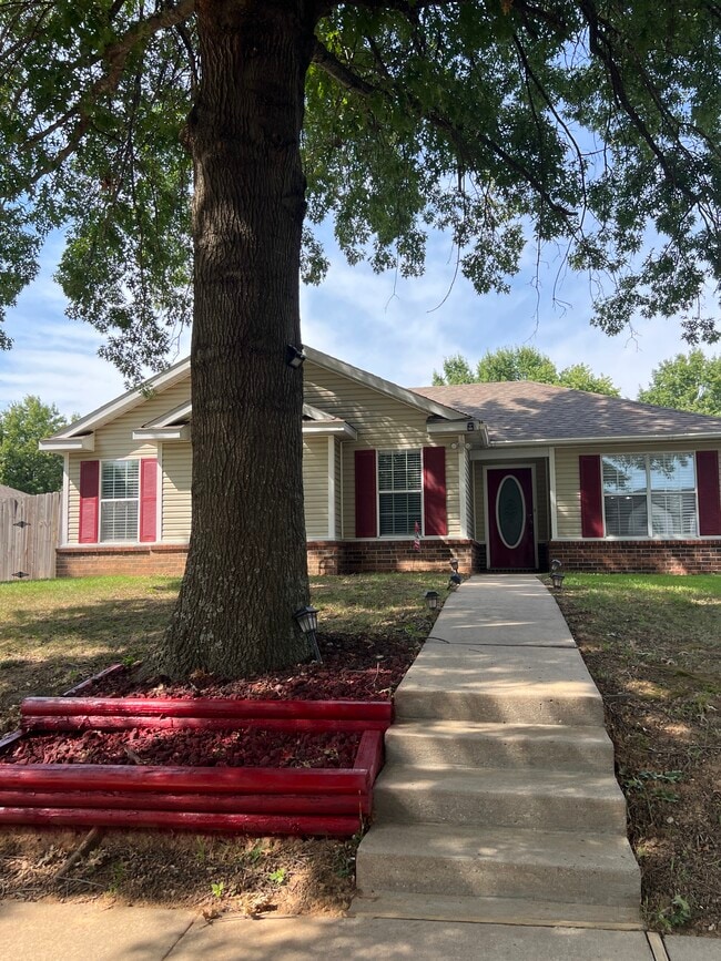 property at 5722 W Legacy St