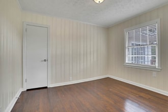 1619 Valencia Rd in Decatur, GA - Building Photo - Building Photo