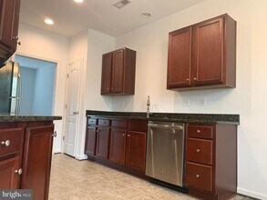 17256 Library Blvd in Ruther Glen, VA - Building Photo - Building Photo