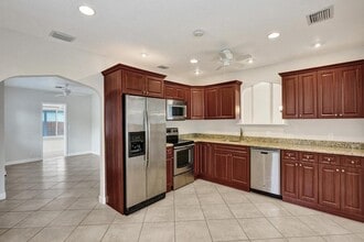 146 Euclid Blvd in Lantana, FL - Building Photo - Building Photo